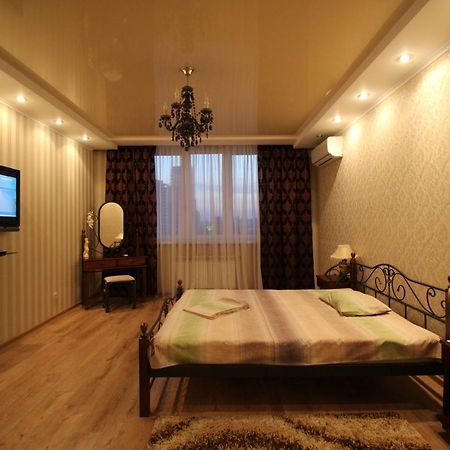 Panoramic View Lux Apartment On Metro Osokorky 키예프 외부 사진