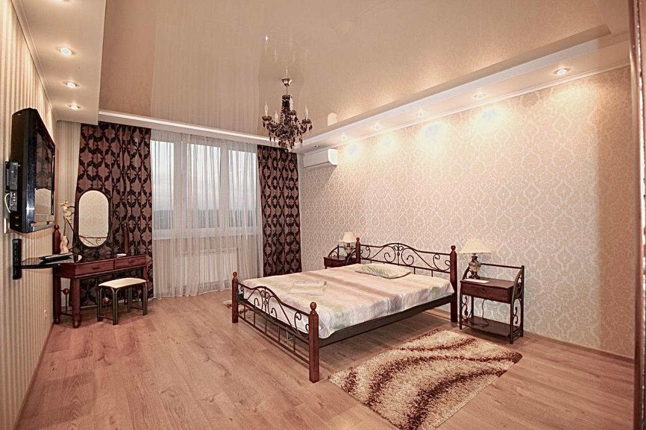 Panoramic View Lux Apartment On Metro Osokorky 키예프 외부 사진