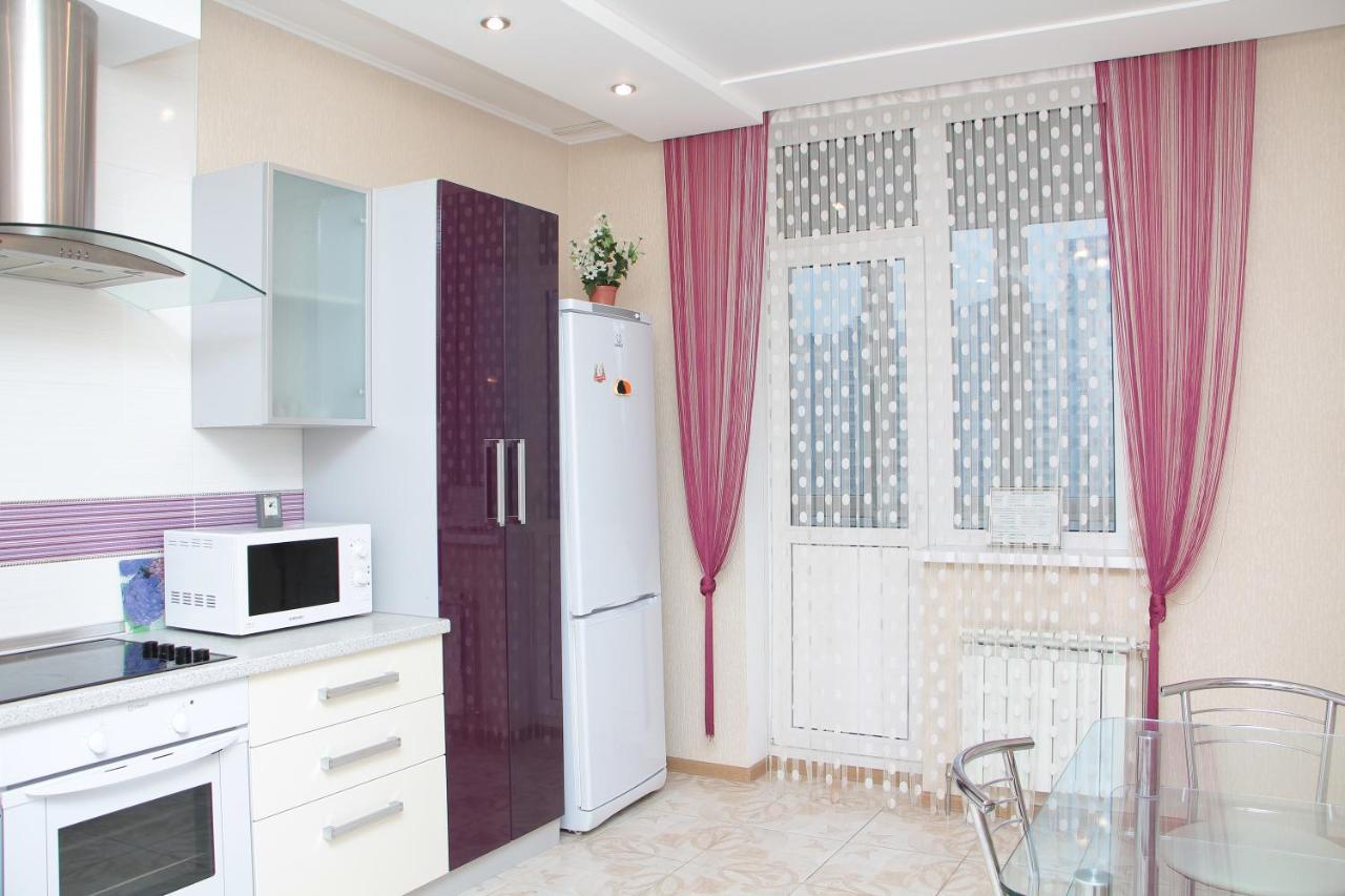 Panoramic View Lux Apartment On Metro Osokorky 키예프 외부 사진