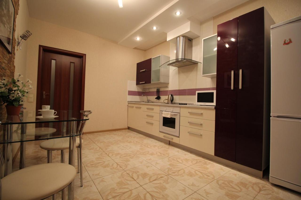 Panoramic View Lux Apartment On Metro Osokorky 키예프 외부 사진